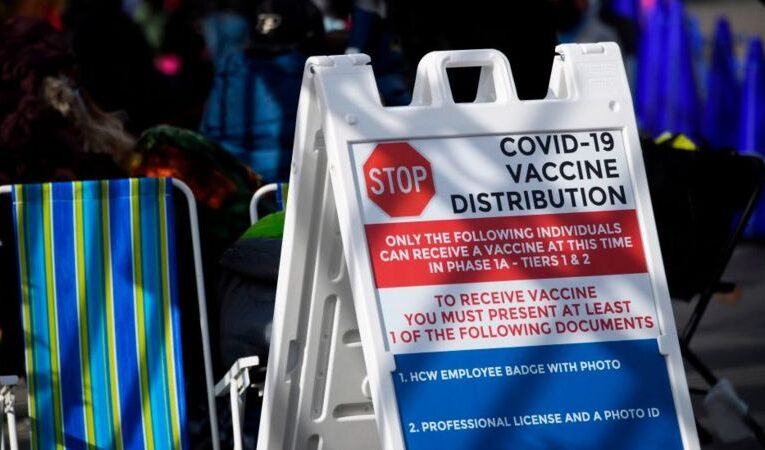 Coronavirus: las medidas que están tomando las autoridades en EE.UU. contra el «turismo de vacunas»